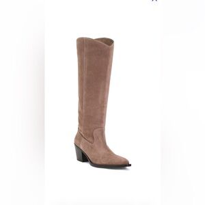 New Stuart Weitzman Tate Taupe Heeled Boots